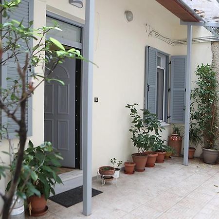 Όμορφο Διαμέρισμα Σε Διατηρητέο Κτίσμα Στην Αθήνα Buitenkant foto